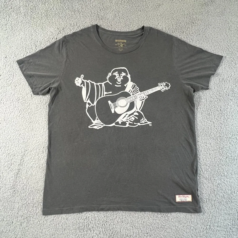 True Religion Graphic T-Shirt Buddha Guitar Logo Gray Men's Size 2XL VTG‎ NWT